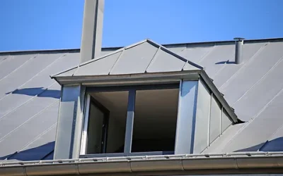 Standing Seam Metal Roofs vs Asphalt Roofs: Which is Better for You?